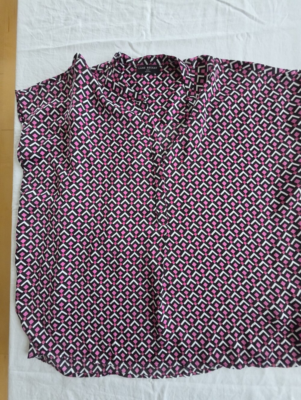Lane Bryant Pink, Black & White Printed Cap Sleeved Top Size 22/24